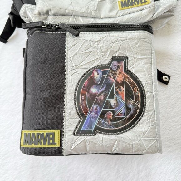 Marvel Avengers Infinity War Backpack Book Bag Fold Over Padded With Lunch Box - Picture 2 of 16
